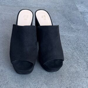 H&M Black Open-Toe Mules Size 5.5